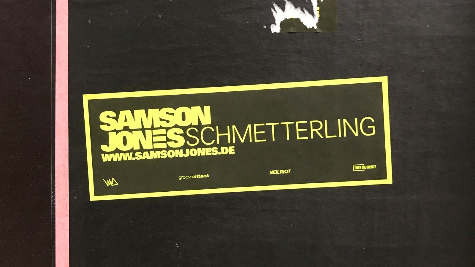 Promo sticker